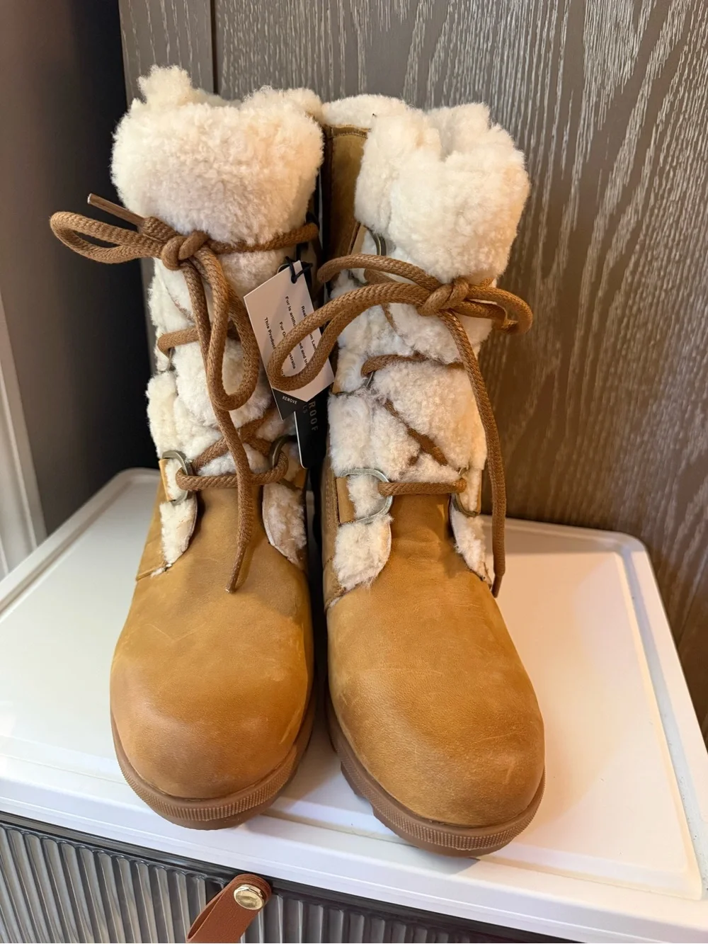 Women’s Sorel Joan of Artic Wedge II Shearling boot in camel brown size 9